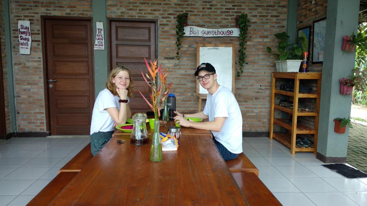 Bua Guest House Medan Extérieur photo