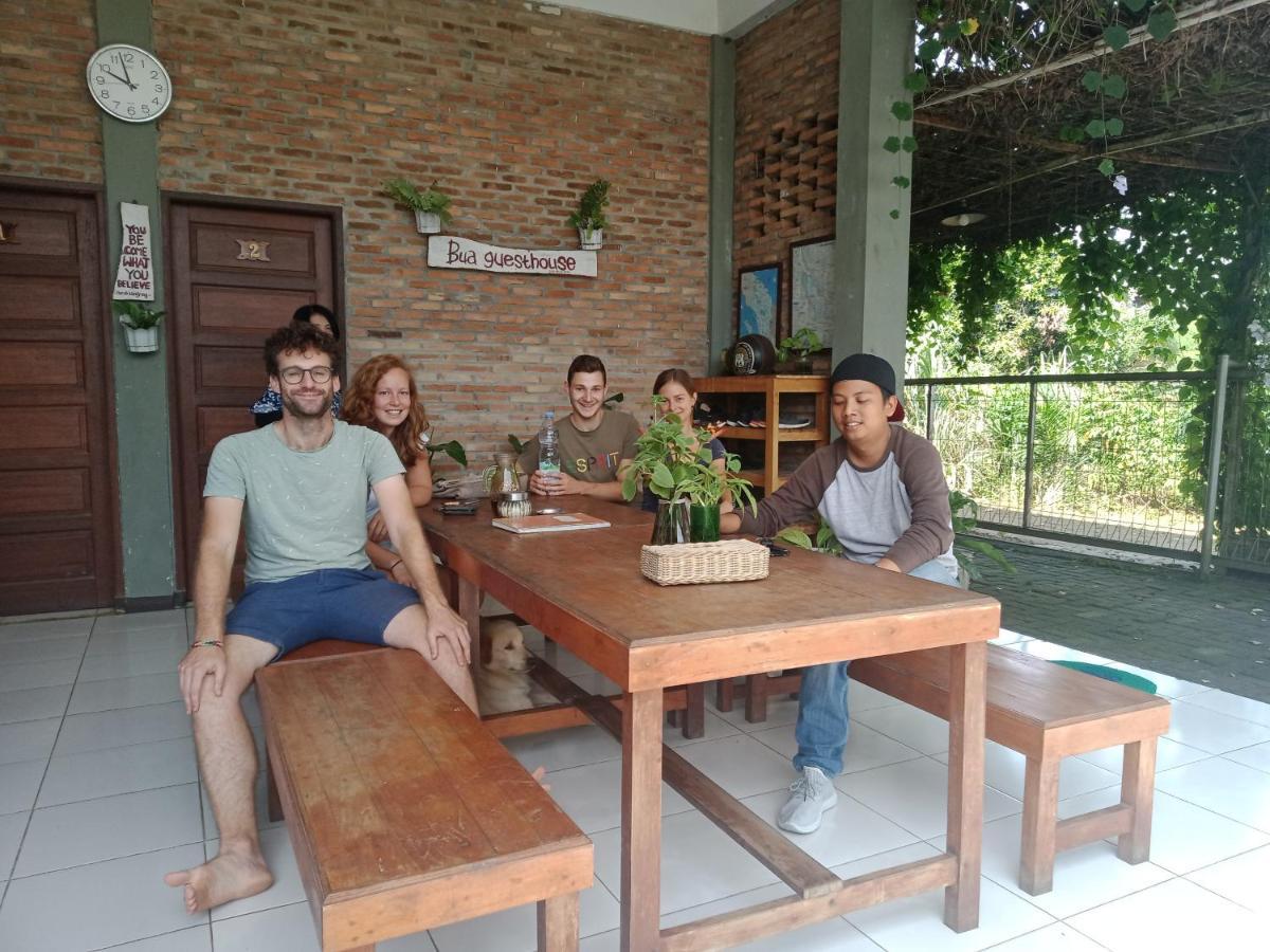 Bua Guest House Medan Extérieur photo