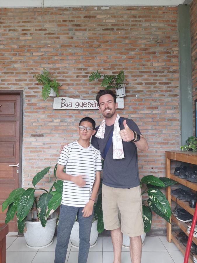 Bua Guest House Medan Extérieur photo