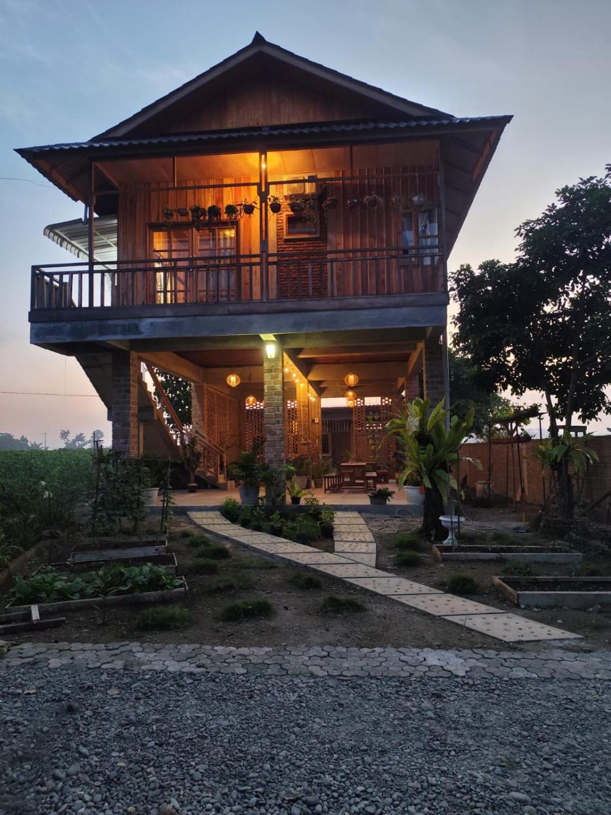 Bua Guest House Medan Extérieur photo
